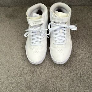 PUMA Carina Women’s Sneakers